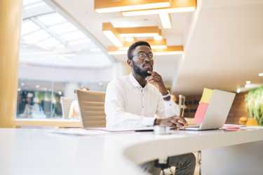 IIE Bachelor of Business Administration - (Online)