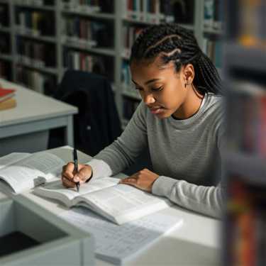 IIE Bachelor of Arts Honours in Strategic Brand Communication - (Online)