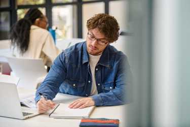 IIE Postgraduate Diploma in Management - (Online)