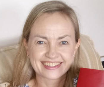 Dr Sharon Auld