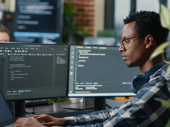 Is A Career In Data Analytics Right For You?