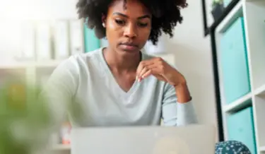 IIE Bachelor of Commerce in Entrepreneurship - (Online)
