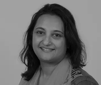 Dr Aneesa  Moolla 